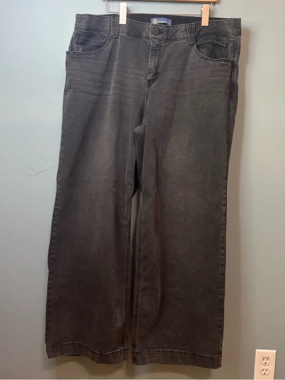 Democracy "Ab"solution Skyrise Wide Leg Jeans 20W Washed Black (41X31) - Picture 2 of 11